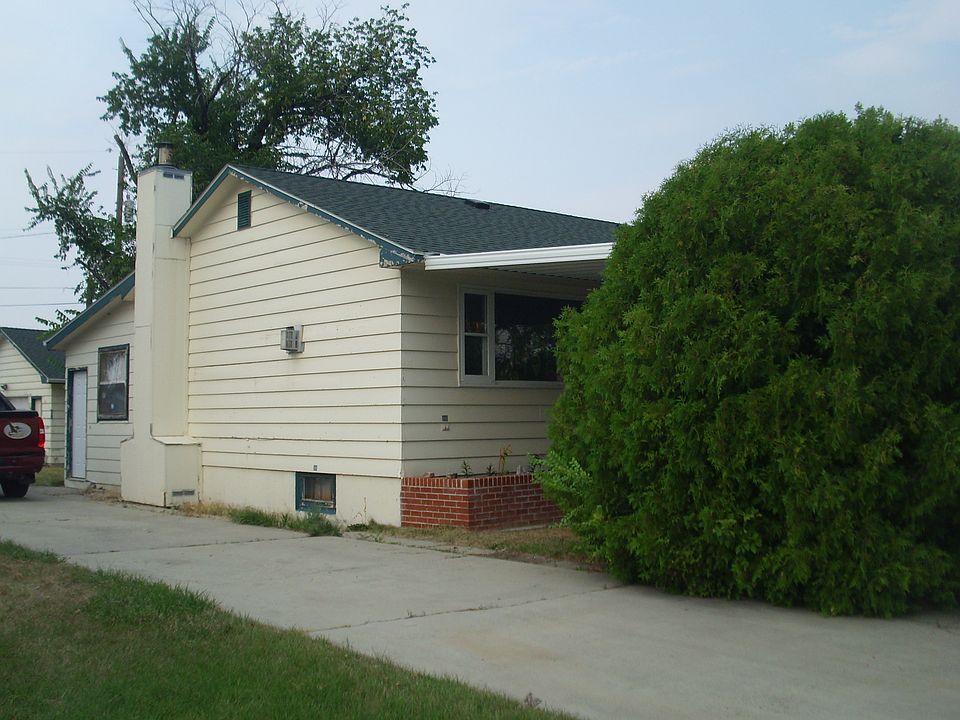 1st image of 511 West 8th Street