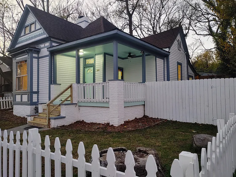 2505 Washington Ave — Photo 5