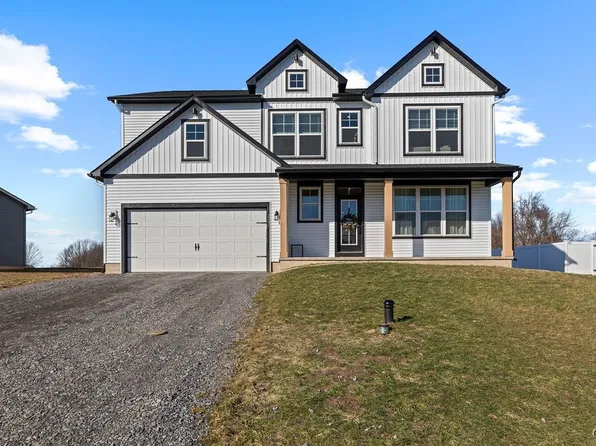 2691 Falling Star Way, Camillus, NY 13031