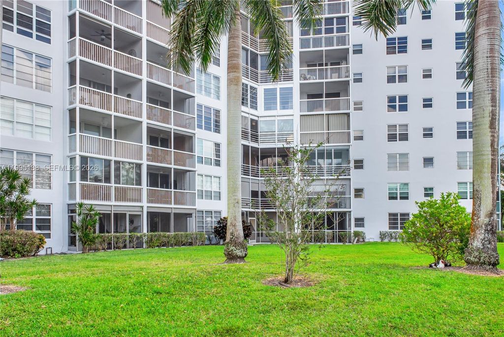 3010 N Course Dr APT 104, photo 7