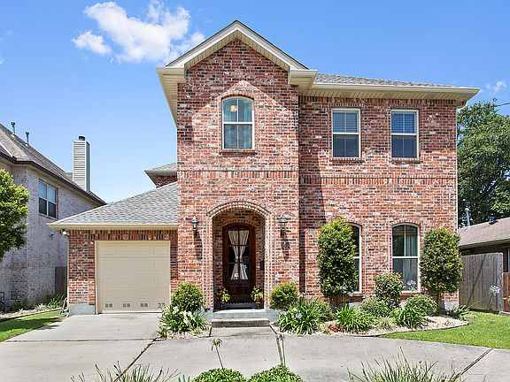 2nd image of 532 Melody Dr