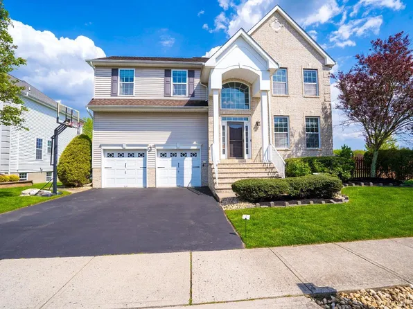 31 Eddington Ln, Monroe Township, NJ 08831