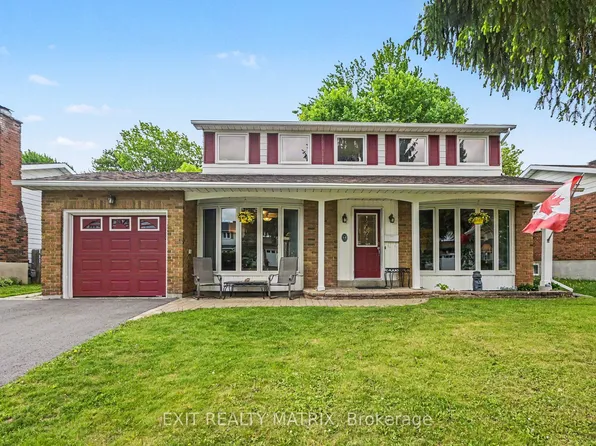 18 Highpark Cres, Ottawa, ON K1B 3G8