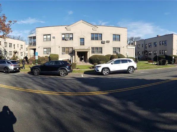 288 Cedarhurst Avenue #E6, Cedarhurst, NY 11516