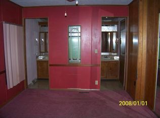 385 Taylortown Rd, Maidsville, WV 26541