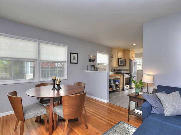 5th image of 562 Howard St