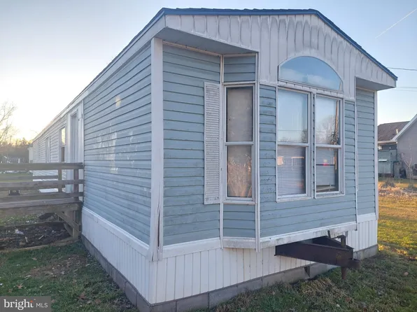 258 Sand Field Rd, Wardensville, WV 26851