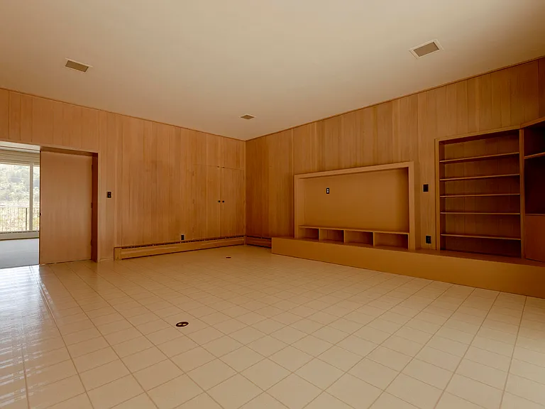 44 Bayview Ave — Photo 13