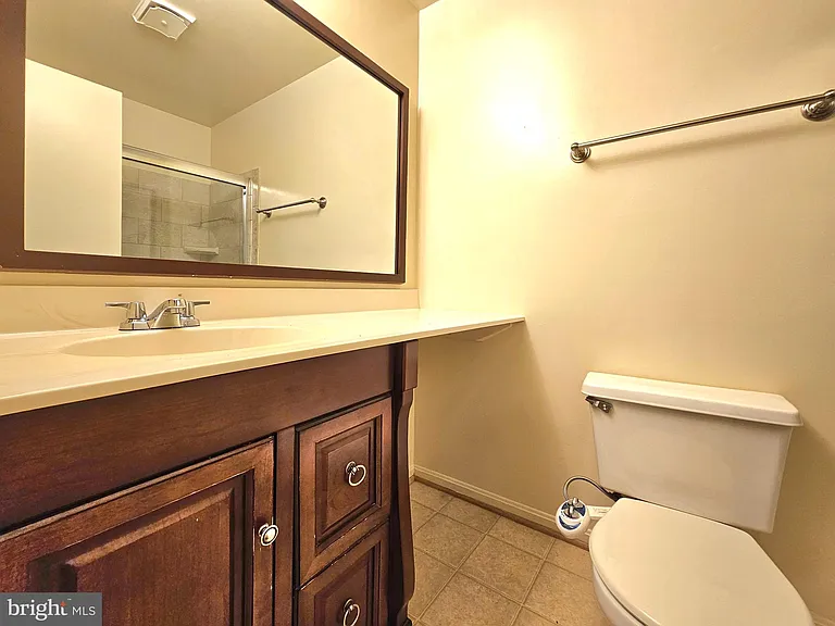 4802 Treasure Ct — Photo 21