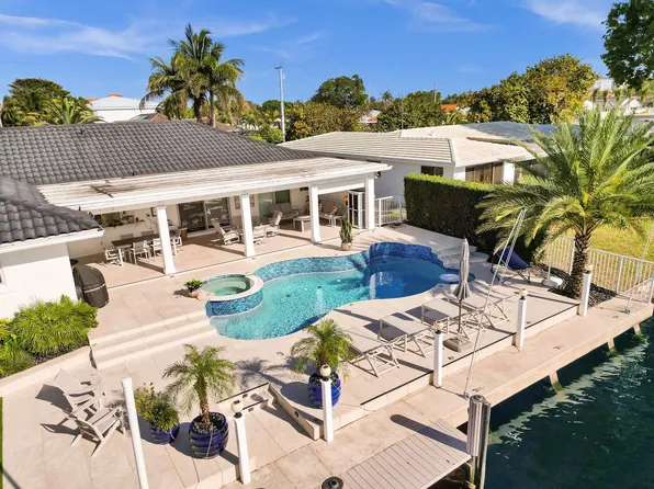 5611 Bayview Drive, Fort Lauderdale, FL 33308