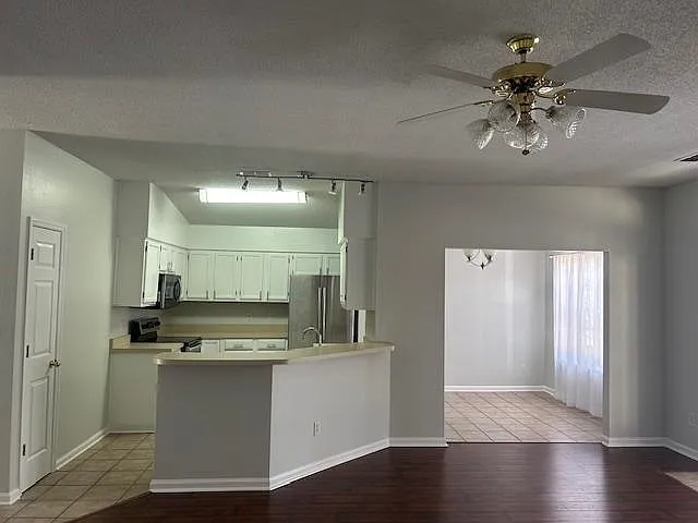 3 bed, 1461 sqft, $2,000 — Photo 4
