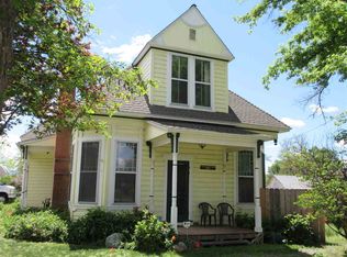 100 S 12th St, Montague, CA