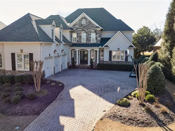 2298 Grady Ridge Dr, Duluth, GA 30097