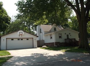 302 2nd Ave NE, Dayton, IA 50530