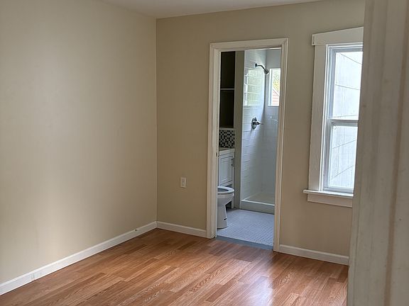 4th image of 166 Crowley Ave