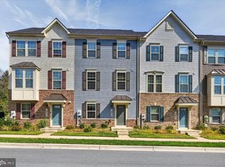 19873 Green Village Dr, Montgomery Village, MD 20886