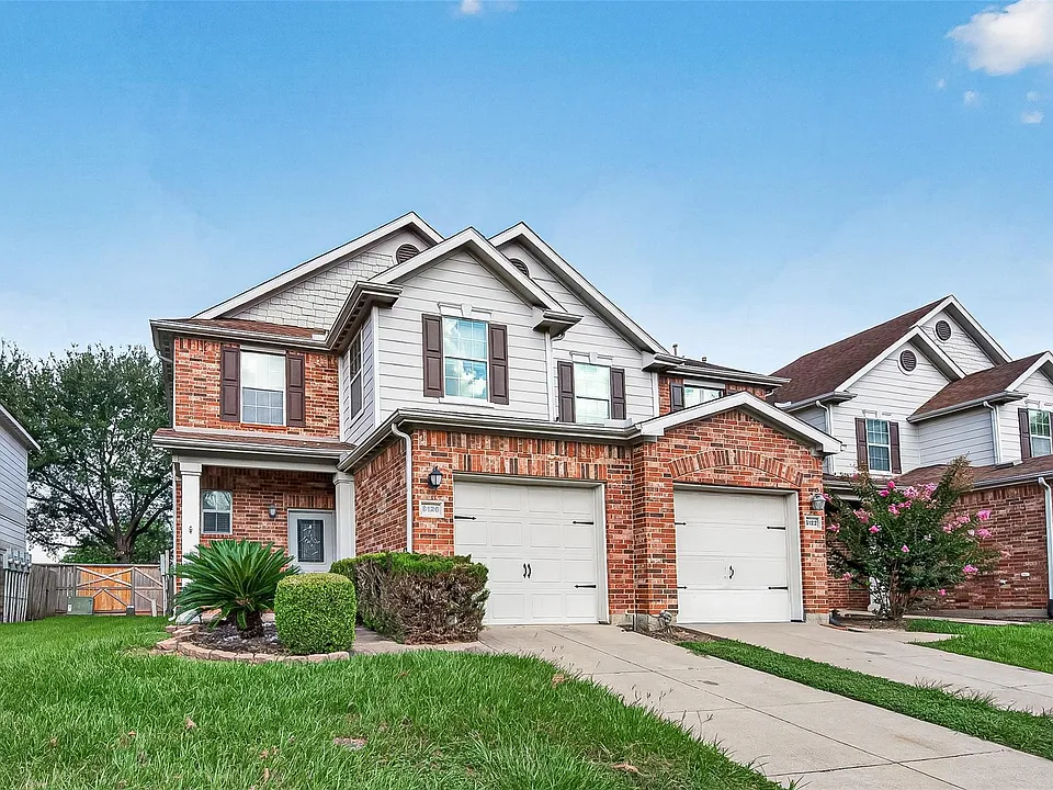 8126 Montague Manor Ln
