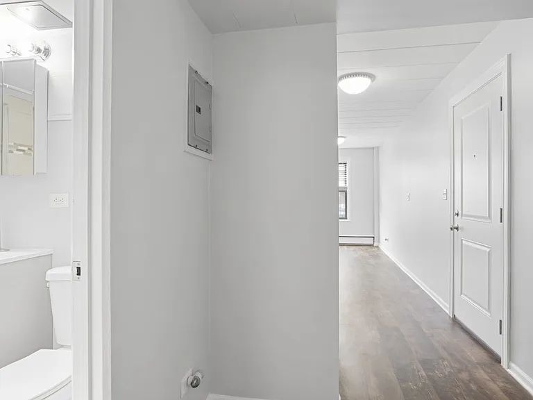 6007 N Kenmore Ave — Photo 6