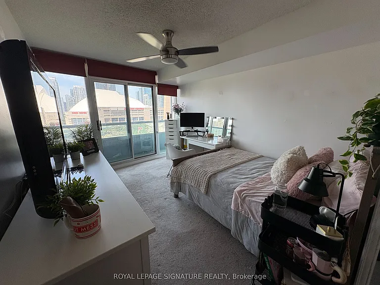 51 Lower Simcoe St #1708 — Photo 8