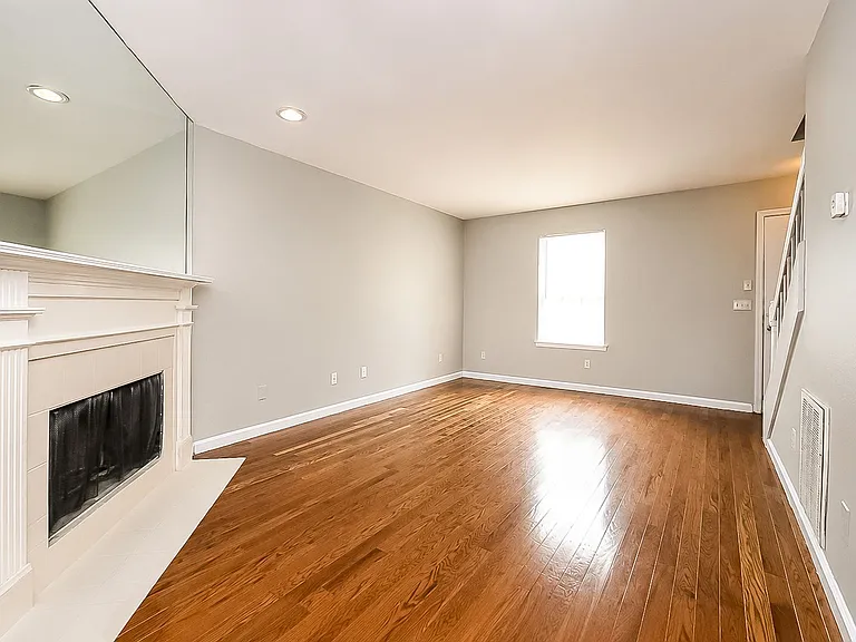 2827 Dayton Blvd #1 — Photo 7