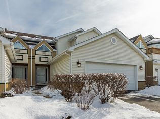 305 Inner Circle Dr #305, Bolingbrook, IL 60490