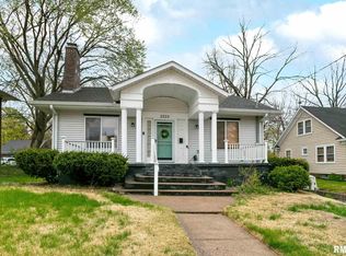 2523 Middle Rd, Davenport, IA 52803