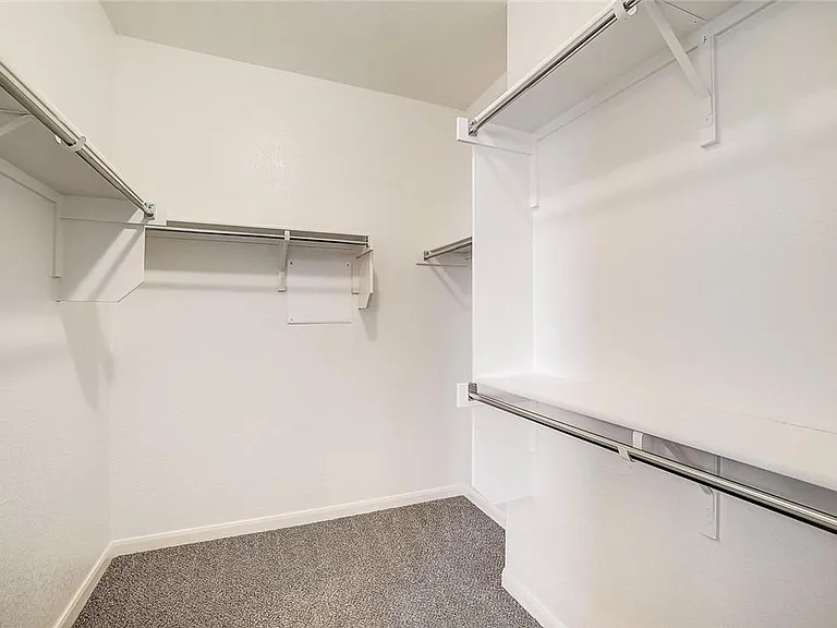 6736 Brindisi Pl — Photo 19