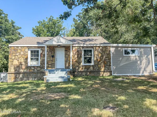 801 S High St, Neosho, MO 64850