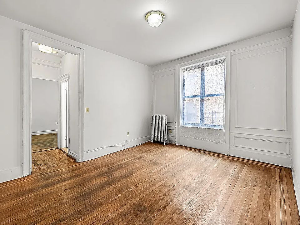 1st image of 834 Riverside Dr APT 4E