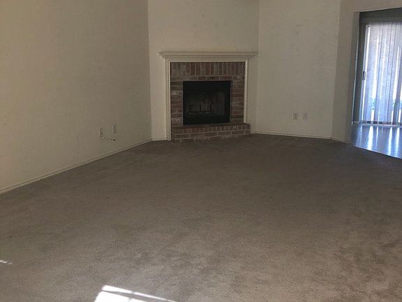 4th image of 4407 Breckenridge Dr