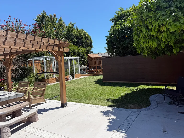 E Campbell Ave — Photo 10