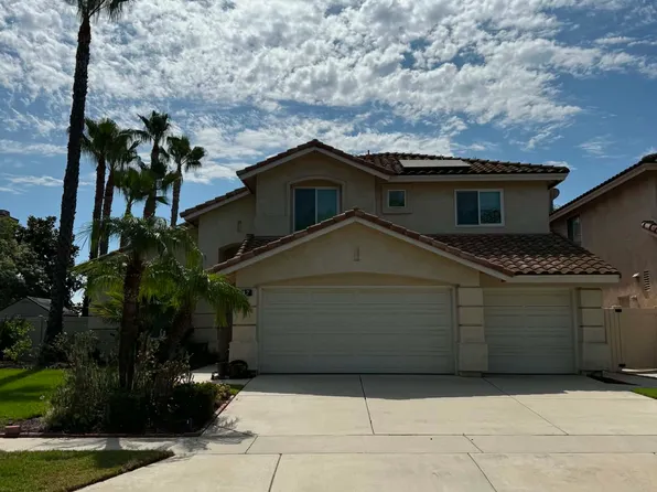 917 La Salle Cir, Corona, CA 92879