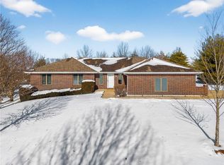 11618 Fishing River Rd, Liberty, MO 64068