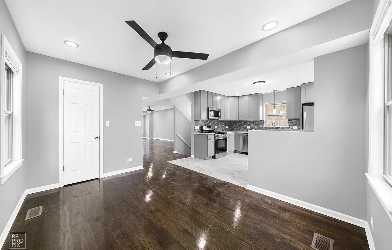 4 bed, 1600 sqft, $3,250 — Photo 2