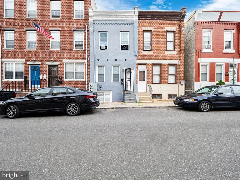2327 N Carlisle St #1 — Photo 3