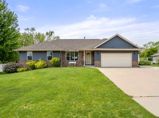 763 Severndroog Way, Howard, WI 54313