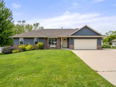 763 Severndroog Way, Howard, WI, 54313