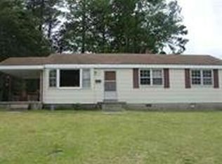 717 Barn St, Jacksonville, NC 28540