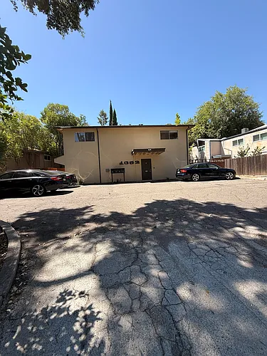 1352 Drake Dr #D Photo 1