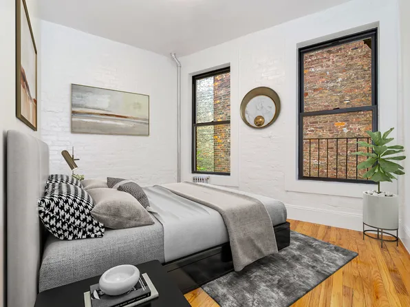 117 Perry Street image 1 of 5