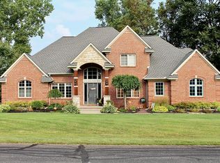 5970 Rosewood Pkwy, White Lake, MI
