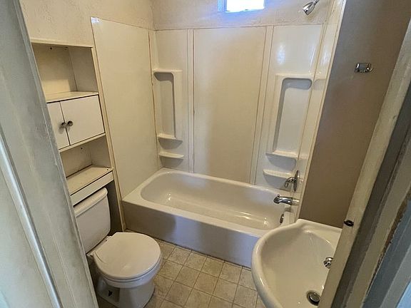 5th image of 458 W Broadway St APT 2