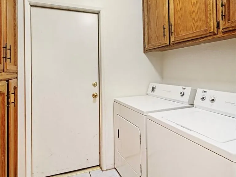 13228 Lynett Ct — Photo 9