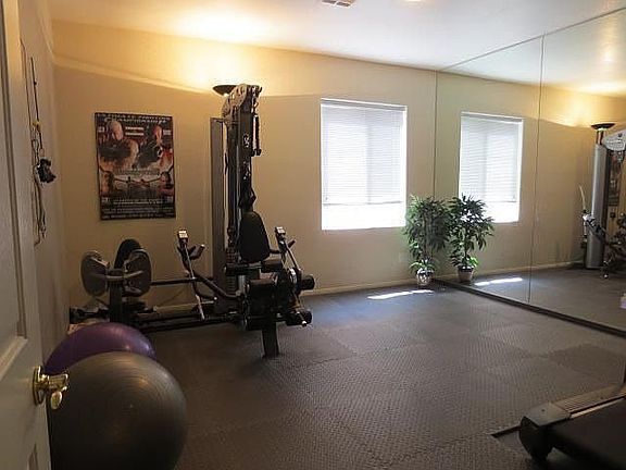 Gym room 14x16