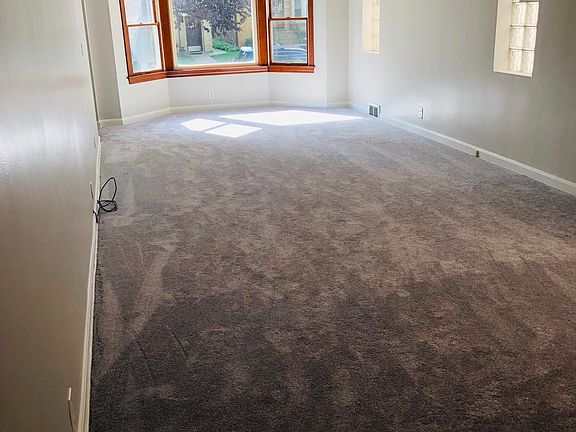 2nd image of 4947 N Menard Ave #1