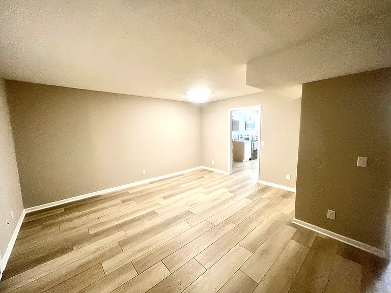 Furman Place Townhomes — Photo 22