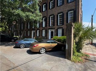 424 E Macon St, Savannah, GA 31401