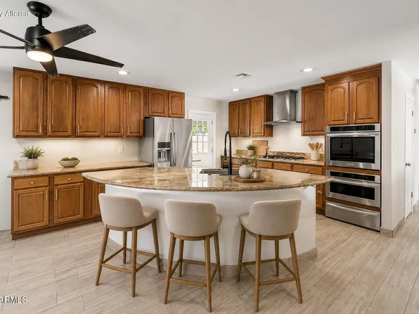 3224 E SWEETWATER Avenue, Phoenix, AZ 85032