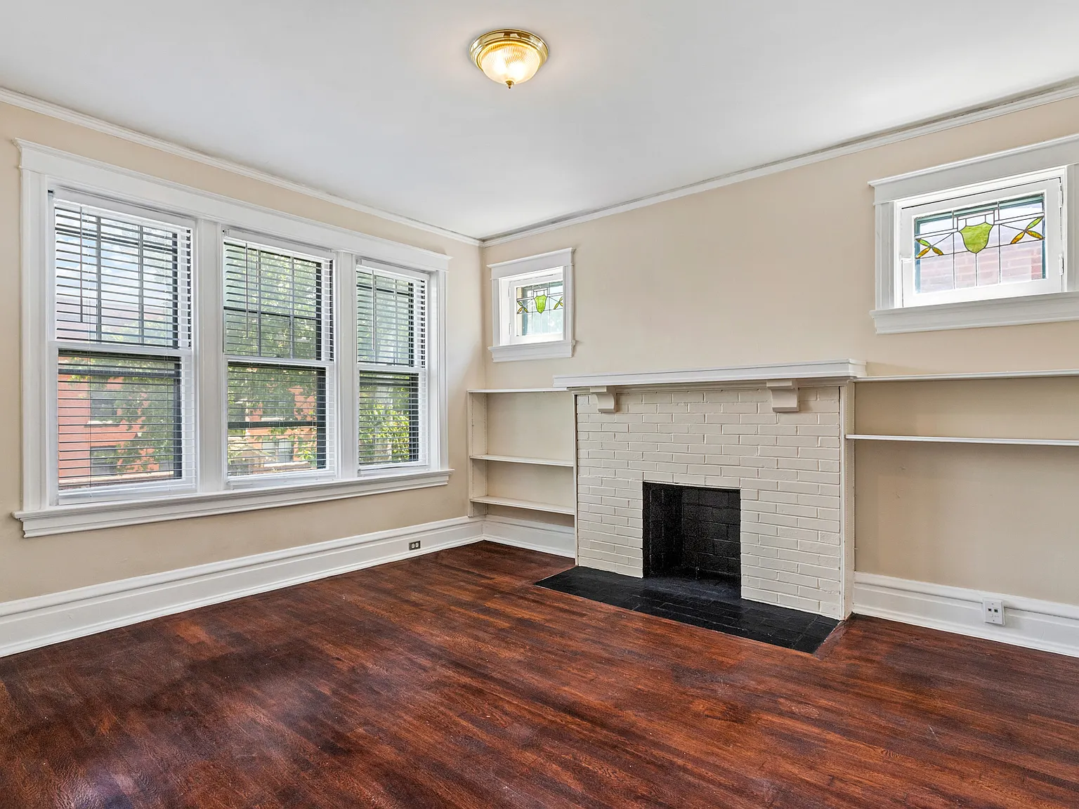 4 bed, 1779 sqft, $2,395 — Photo 4