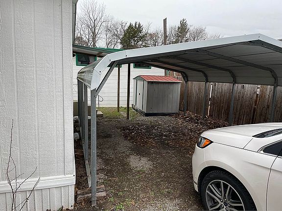 4th image of 57 Justice Ln